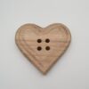 Sbottonati Cuore In Legno