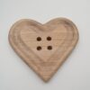 Sbottonati Cuore In Legno