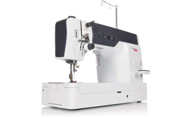 b08_2160x1278_1 Bernette 08